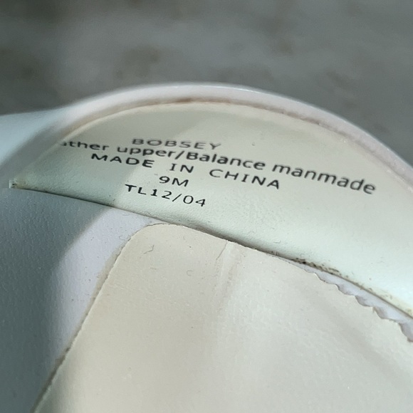 Liz Claiborne White FLEX Heeled Peep Toe Strappy Sandal Sz 9 - Picture 7 of 7